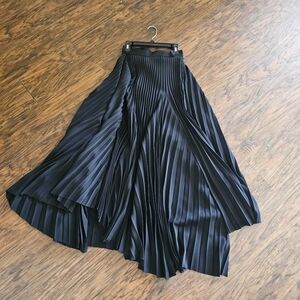 Balenciaga Pleated Black Asymmetrical Hankerchief Hem Skirt Size 36